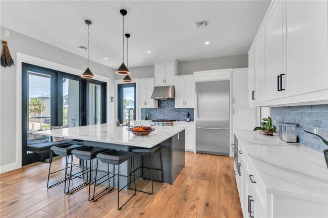 Kitchen. | Image 13