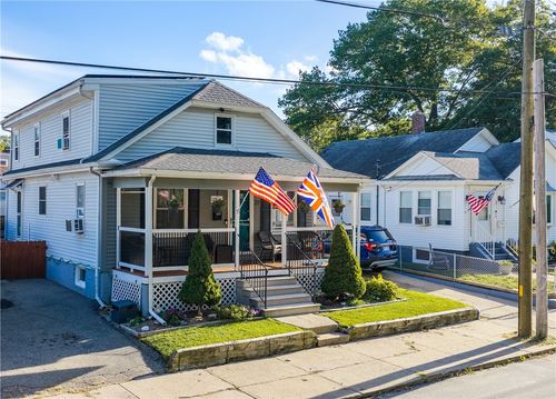 27 Cecile St, Lincoln, RI, 02865-3249 | Card Image