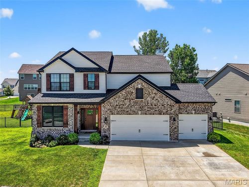343 Hyde Park Ave, Wentzville, MO, 63385-7252 | Card Image