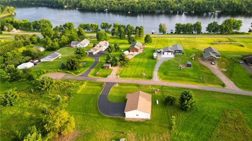 9514 Stansbury Rd, HOLCOMBE, WI, 54745 | Card Image