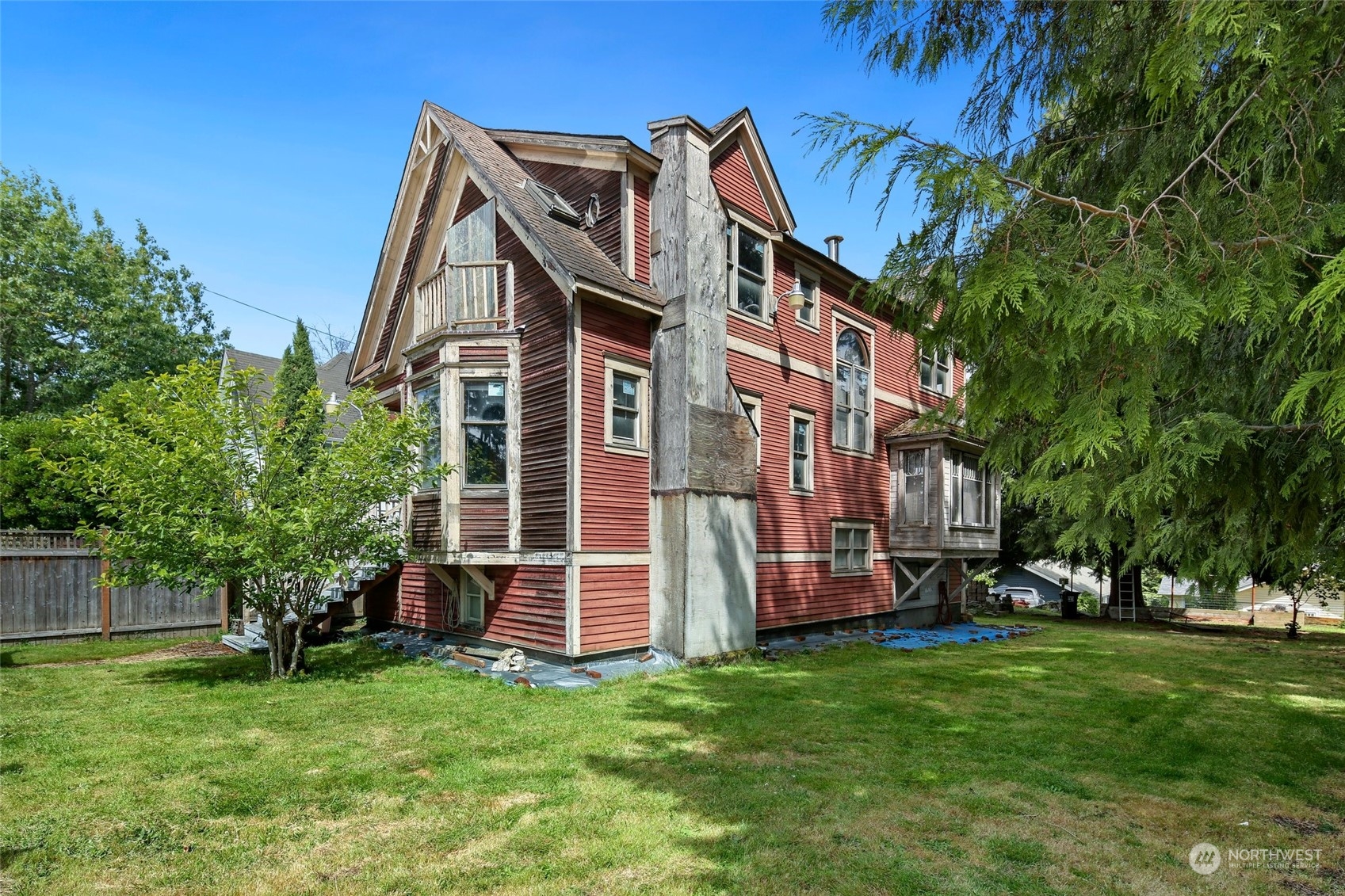 Angeline St, Seattle, WA 98118