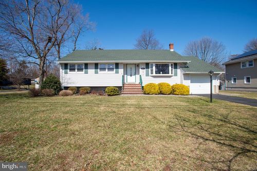 701 Sunbrite Ln, Piscataway, NJ, 08854-4528 | Card Image