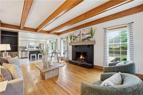 1407 Sw 5th St, Lee's Summit, MO, 64081-2440 | Card Image