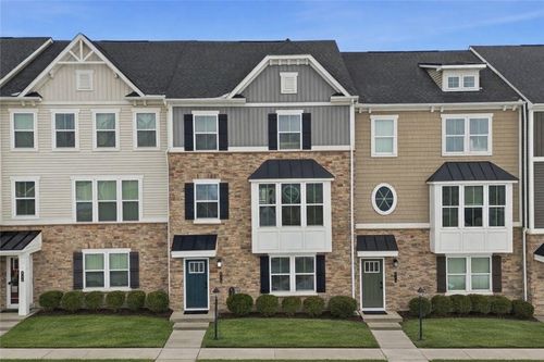 824 Theda Dori Street, Cranberry Twp, PA, 16066 | Card Image