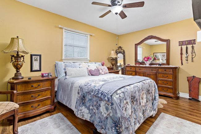 245 N Clover St, House other with 3 bedrooms, 2 bathrooms and null parking in Bridge City TX | Image 13