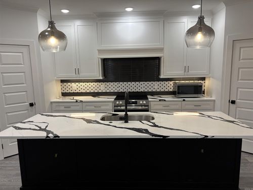 123 Edgewood Cir, Little Rock, AR, 72223-4970 | Card Image