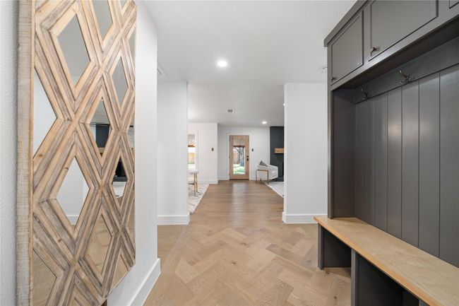 6746 Braeburn Dr, House other with 3 bedrooms, 2 bathrooms and null parking in Dallas TX | Image 7