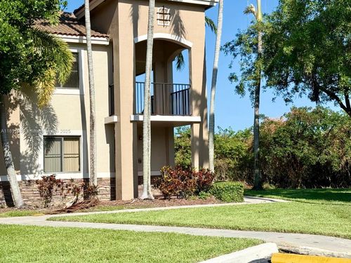 unit-206-22901 Sw 88th Pl, Cutler Bay, FL, 33190-2031 | Card Image