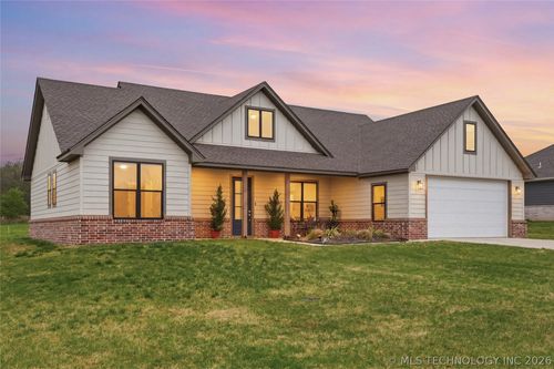25115 S 519 Rd, Park Hill, OK, 74451-4242 | Card Image