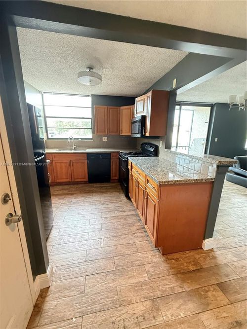 apt-203-1798 Nw 55th Ave, Lauderhill, FL, 33313-7825 | Card Image