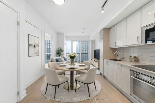 2506-77 Mutual St, Toronto, ON, M5B0B9 | Card Image