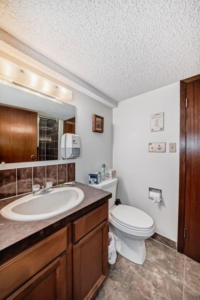 5408 60 Street, Home with 4 bedrooms, 3 bathrooms and 3 parking in Ponoka AB | Image 34