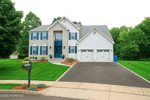 6 Bromley Ct, Matawan, NJ, 07747-6838 | Card Image