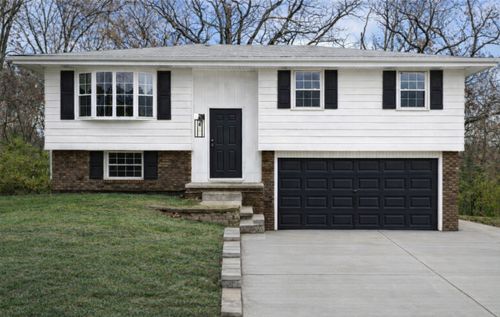 112 Summer Cir, East Peoria, IL, 61611-3424 | Card Image