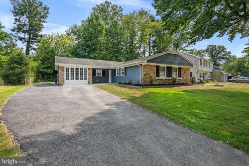 12211 Malin Ln, BOWIE, MD, 20715-1806 | Card Image