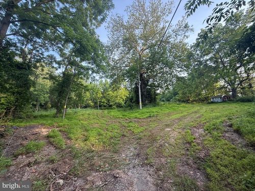 137 Corby Rd, WEST GROVE, PA, 19390-9420 | Card Image