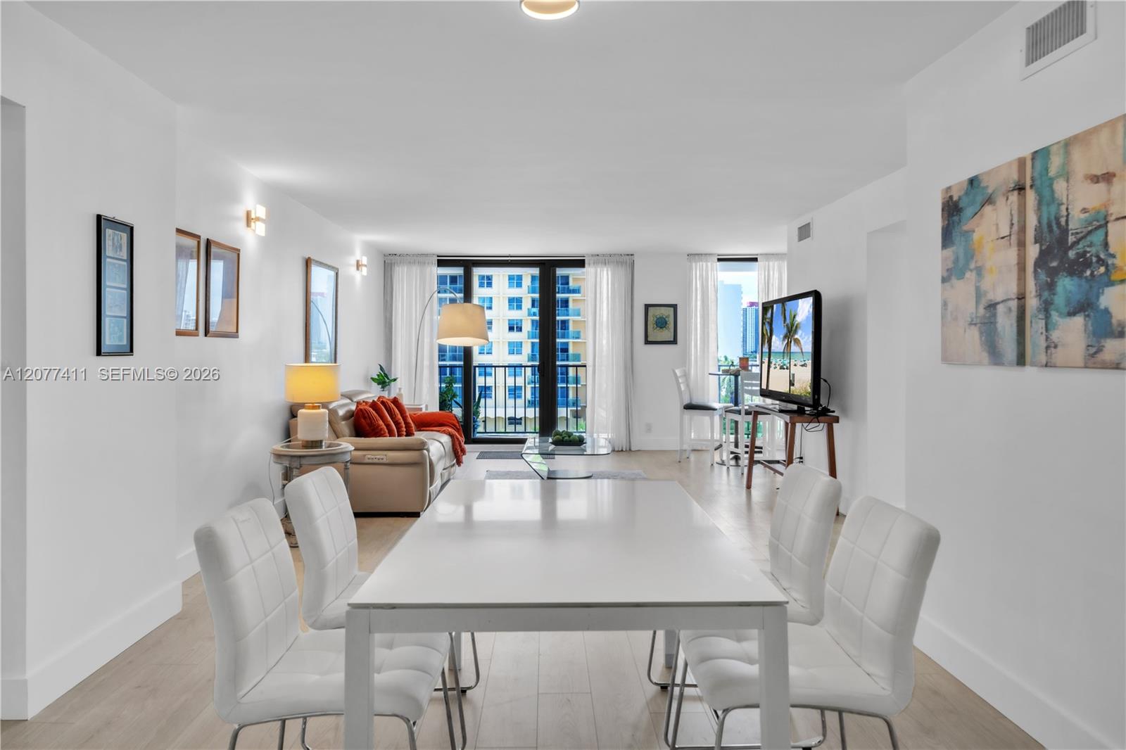 Residential in Hollywood 3