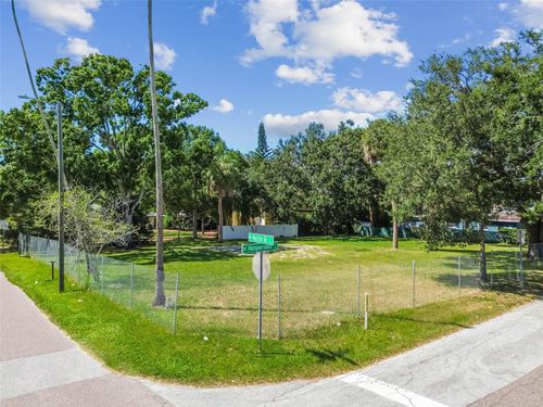 4501 W North B St, Tampa, FL, 33609-2031 | Card Image