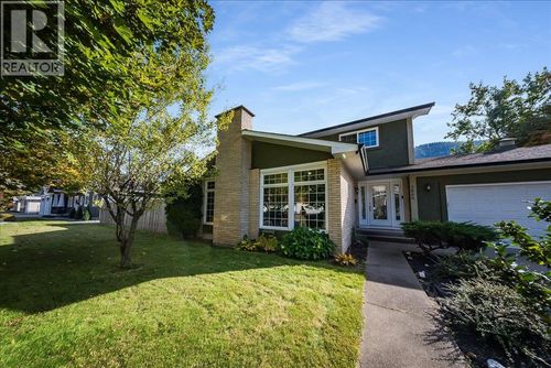 3866 Carnation Dr, Trail, BC, V1R2W9 | Card Image