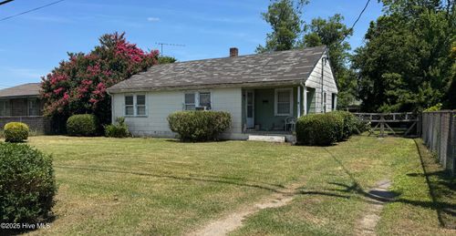 2013 Noland Rd E, Wilson, NC, 27893-8233 | Card Image