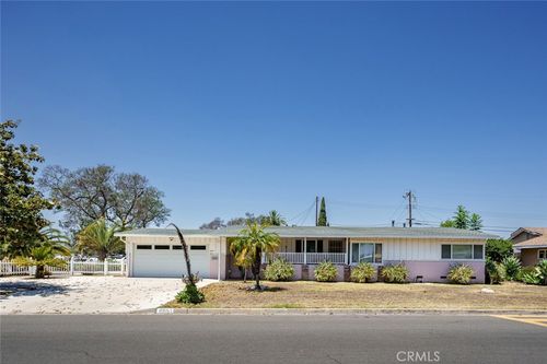 8851 La Grand Ave, Garden Grove, CA, 92841-1012 | Card Image