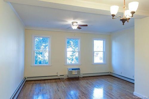 frnt-1a-206 1st Ave, New York, NY, 10009-3720 | Card Image
