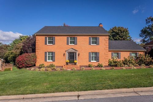 247 Divot Dr, HARRISONBURG, VA, 22801 | Card Image