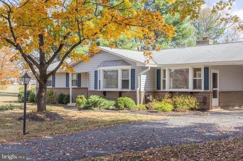 17401 Black Rock Rd, GERMANTOWN, MD, 20874-2243 | Card Image