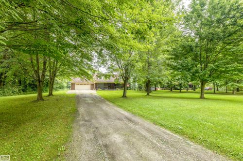 9600 Arnold Rd, Ira, MI, 48023-1102 | Card Image