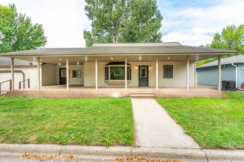 408 2nd St Se, Pelican Rapids, MN, 56572-4512 | Card Image