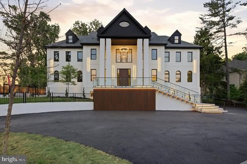 1124 Savile Ln, MCLEAN, VA, 22101-1831 | Card Image