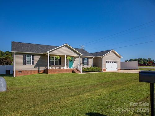 110 Lochshire Ln, Woodleaf, NC, 27054-9489 | Card Image