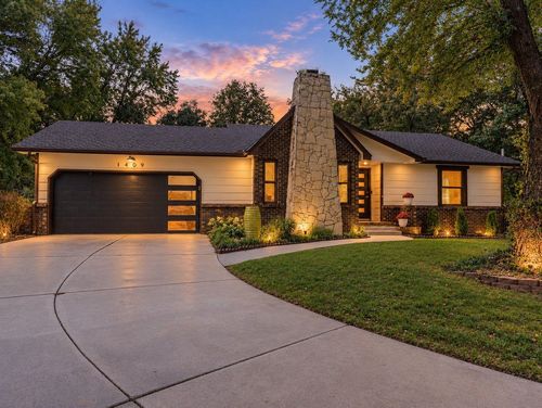1409 N Wagon Wheel Ct, Derby, KS, 67037-2836 | Card Image