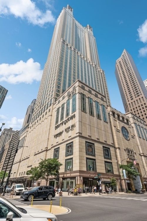apt-5201-132 E Delaware Pl, CHICAGO, IL, 60611-4946 | Card Image