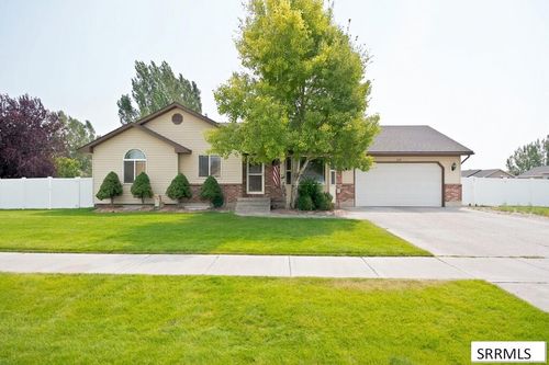 619 Holladay Cir, Ammon, ID, 83406 | Card Image