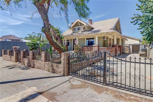 1235 W 2nd St, Pomona, CA, 91766-1310 | Card Image