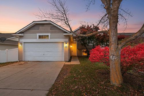 1623 W Tieton Ave, Spokane, WA, 99208-5094 | Card Image