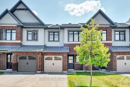 574 Paine Ave, Kanata, ON, K2T0K7 | Card Image