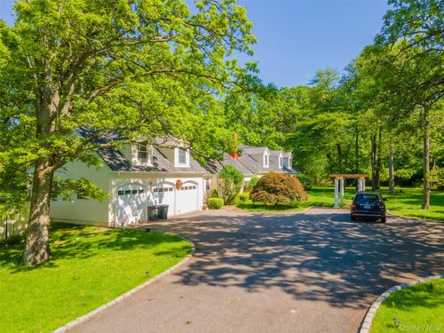 235 Centre Island Rd, Oyster Bay, NY, 11771 | Card Image