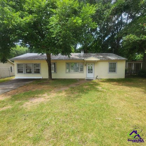 239 Ward St, Warner Robins, GA, 31093-1924 | Card Image