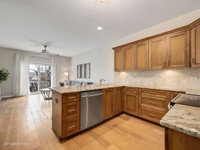 308 Roscommon Ct, Townhouse with 2 bedrooms, 3 bathrooms and 2 parking in Glen Ellyn IL | Image 10