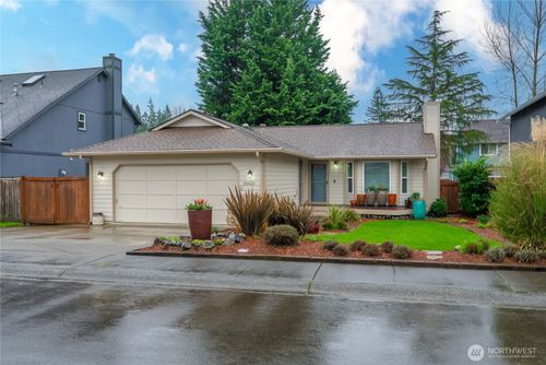 21621 Se 238th St, Maple Valley, WA, 98038-8565 | Card Image