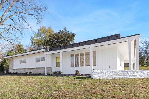 400 N Pawnee Dr, Springfield, TN, 37172-2203 | Card Image