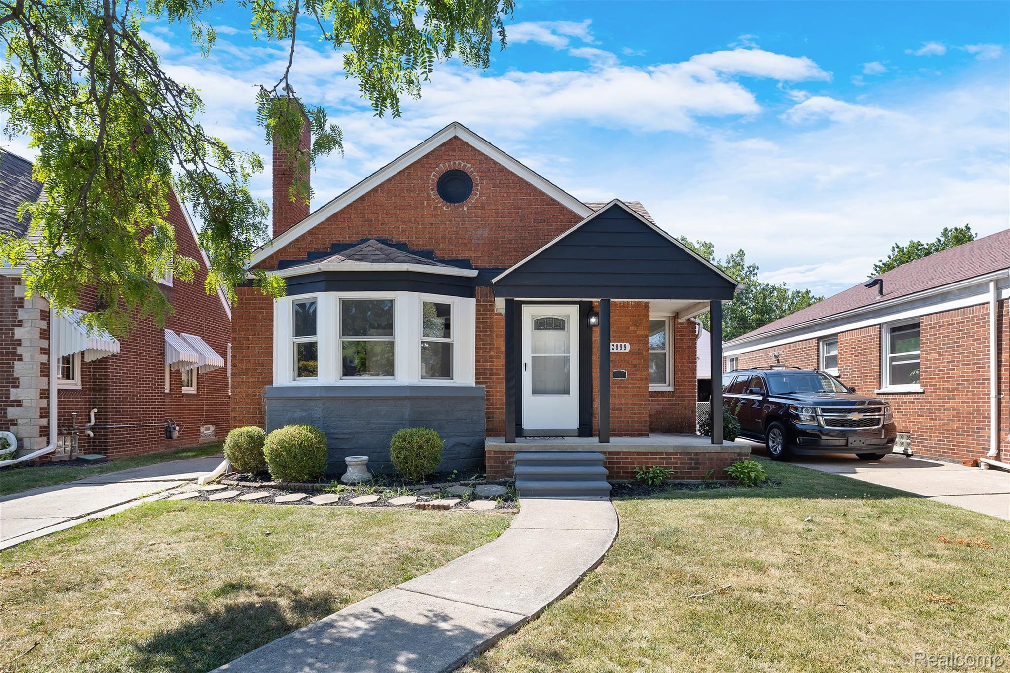 Residential in Southgate 3