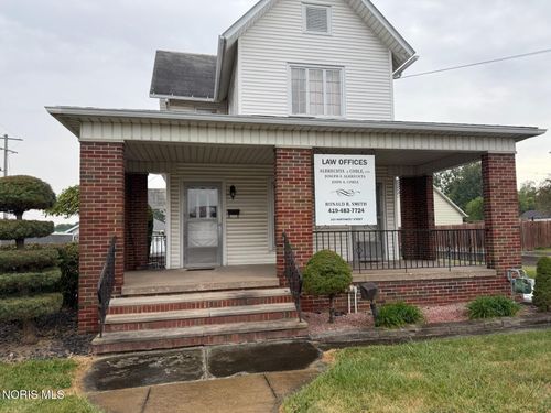 203 Northwest St, Bellevue, OH, 44811-1069 | Card Image
