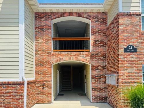 202-23 N Grace Ln, COLUMBIA, MO, 65201-7656 | Card Image
