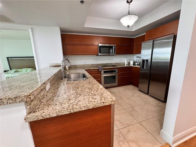 APT-508S - 2681 N Flamingo Rd, Condo with 3 bedrooms, 3 bathrooms and null parking in Sunrise FL | Image 12