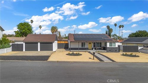 15030 Marcolesco St, Lake Elsinore, CA, 92530-6935 | Card Image