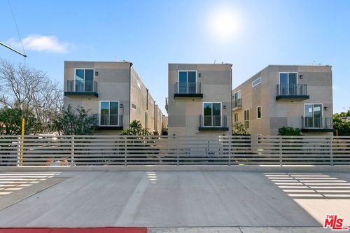 13621-15106 Roxford St, Sylmar, CA, 91342-1356 | Card Image