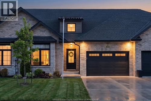 211 Livingstone Cres, Amherstburg, ON, N9V0H1 | Card Image
